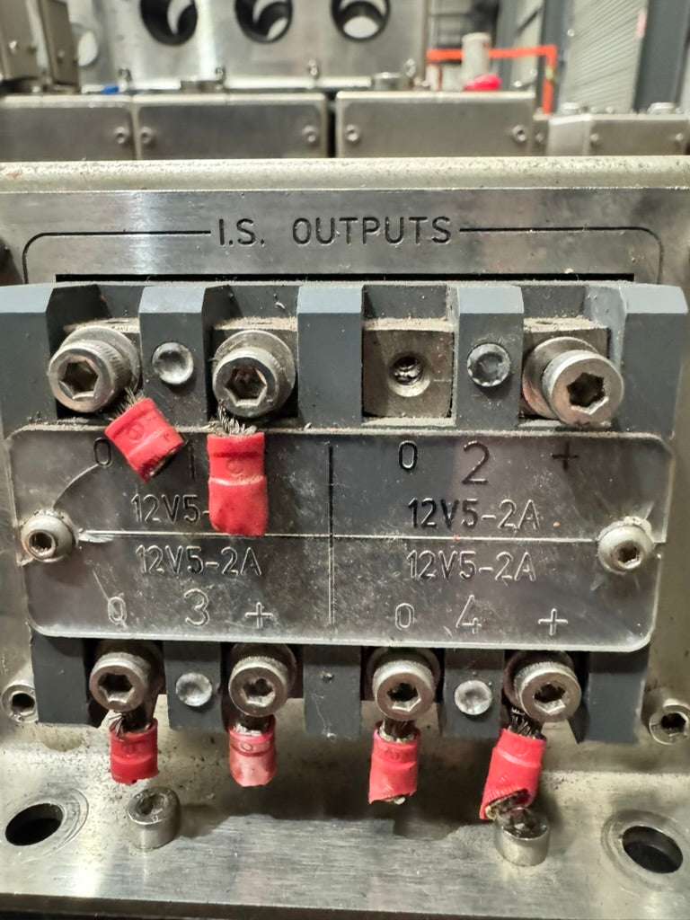 Pempek CF Quad Power Supply — 35V Input / 4 × 12.5V 2A Output