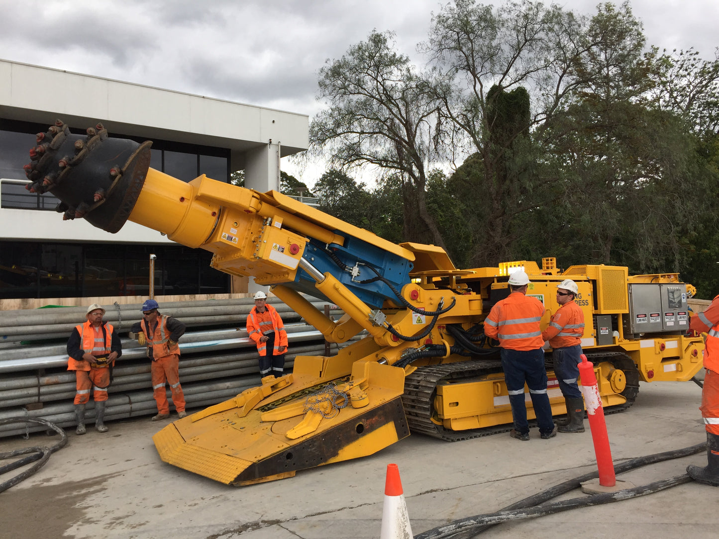 Mitsui S200 Civil Road Header — 50t, 200kW, No Cabin, Hetronic Radio Remote